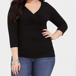 Torrid Foxy Wrap Top w/sleeves EUC